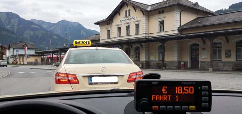 Bahnhof Taxi